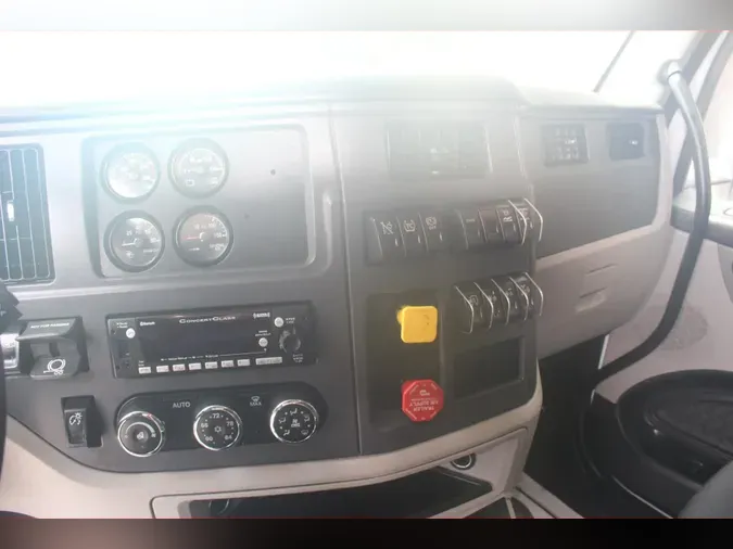 2023 Peterbilt 579ba34fe8b3f65fe2fb705d716861fe338