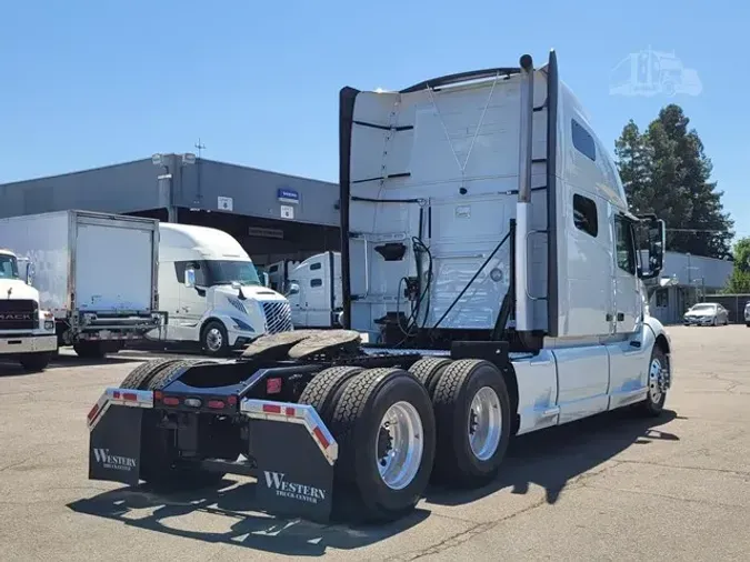 2023 VOLVO VNL64T760