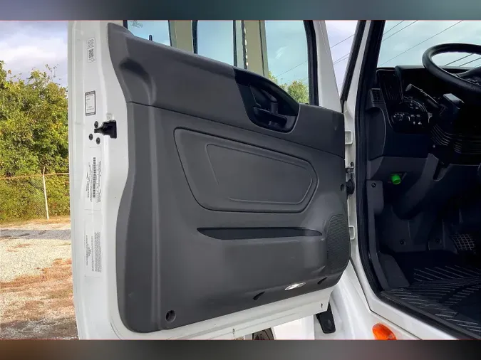 2023 INT LT625 6x4ba37c304b40d48f3843157eb3ce4213f