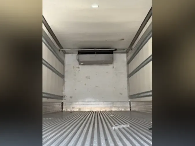 2019 FREIGHTLINER/MERCEDES M2 106