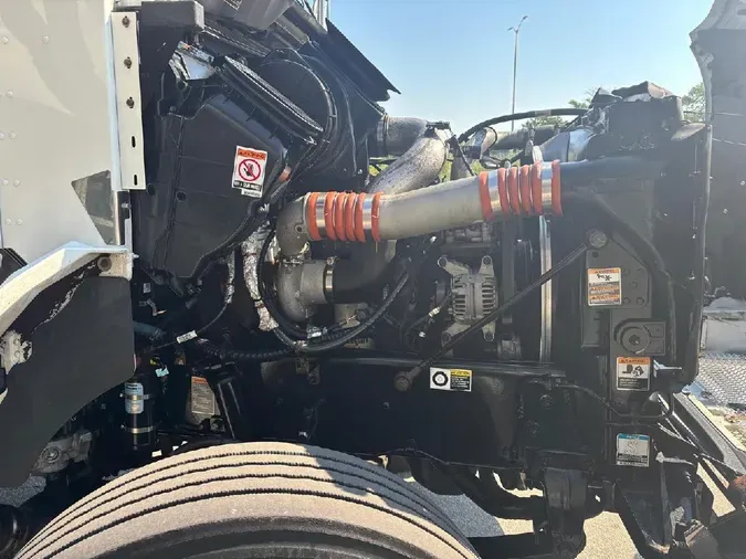 2018 KENWORTH T370