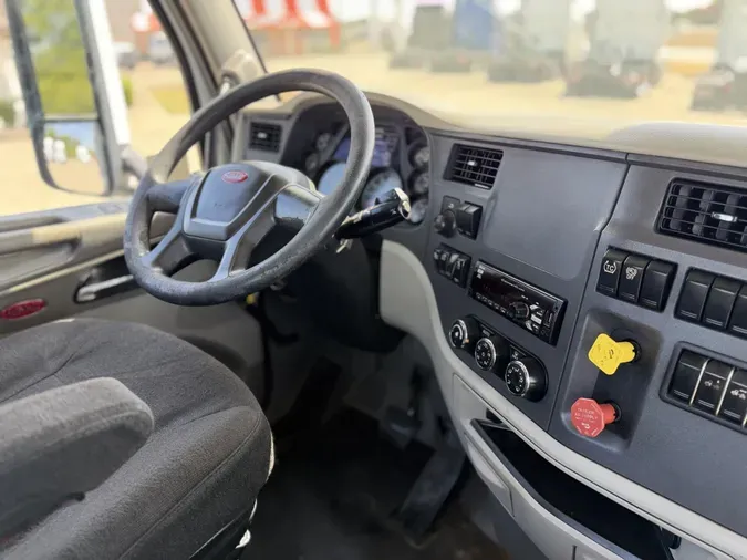 2021 Peterbilt 579