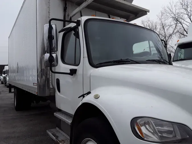 2014 FREIGHTLINER/MERCEDES M2 106