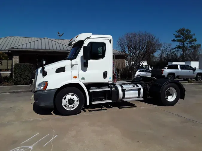 2018 FREIGHTLINER/MERCEDES CASCADIA 113ba3e1115c892b51c2c3ea48e416264f2