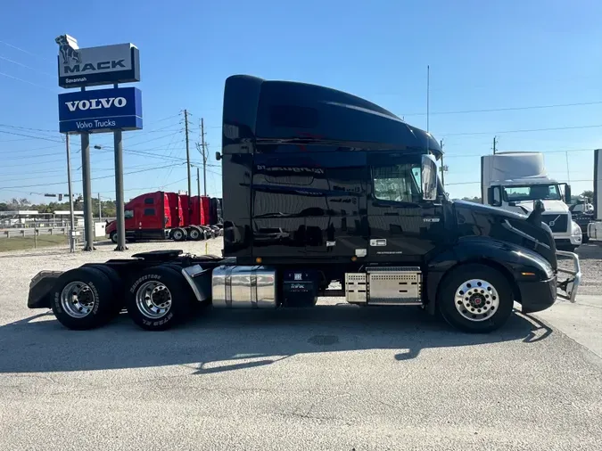 2019 Volvo VNL64T760