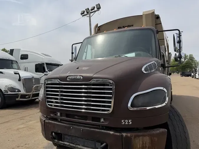 2013 FREIGHTLINER BUSINESS CLASS M2 106