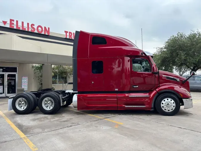 2023 Peterbilt 579