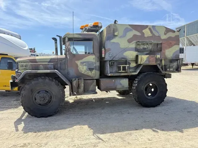 1971 AM GENERAL M35A2