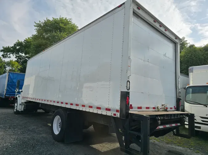 2016 FREIGHTLINER/MERCEDES M2 106