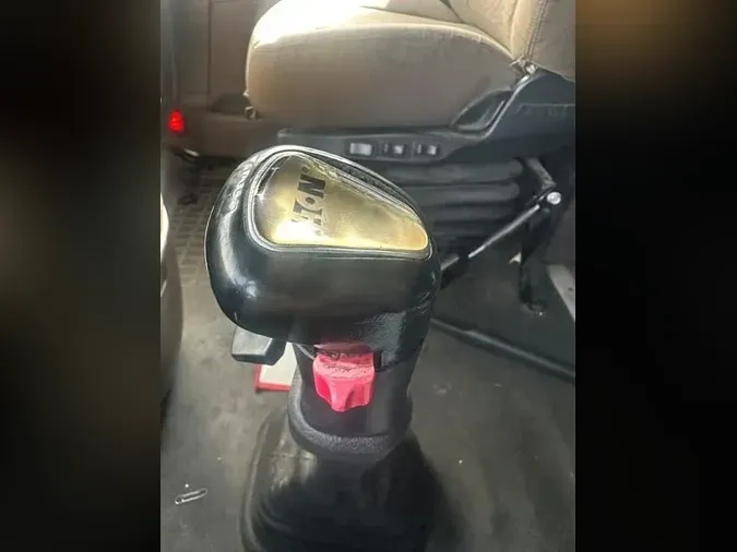 2017 Volvo VNL780ba4f822eda0855486b0a0cb40c7e538d