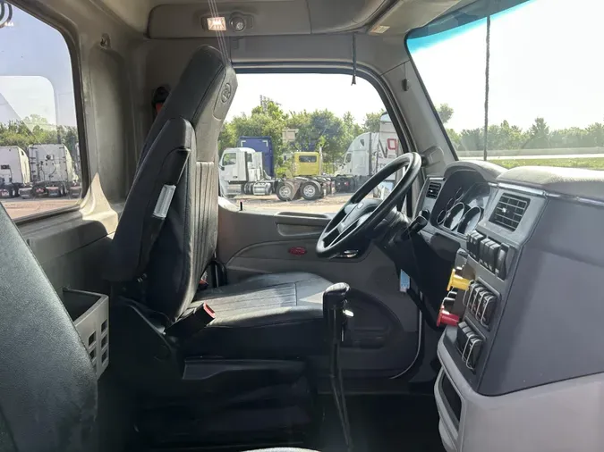 2020 Peterbilt 579