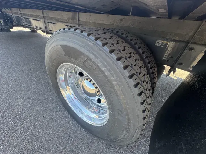 2020 Peterbilt 337