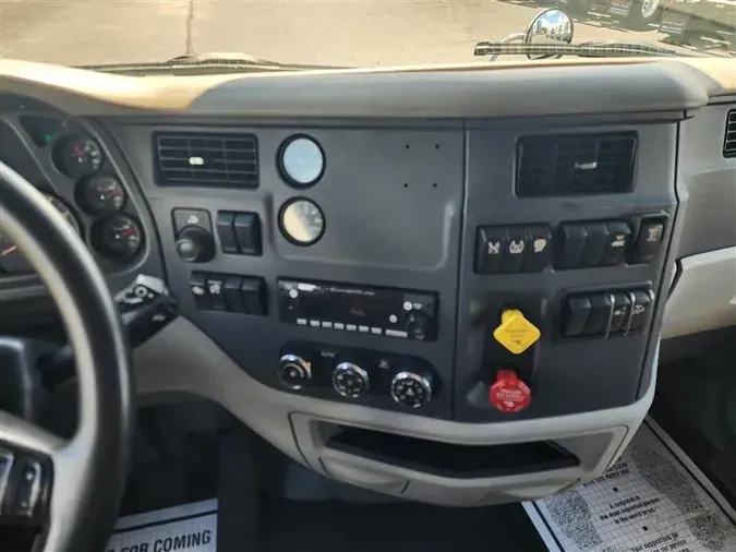 2022 PETERBILT 579