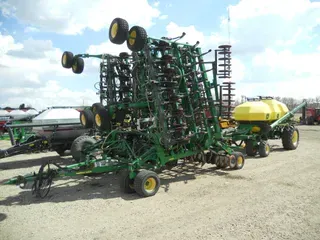 2012 John Deere 1835