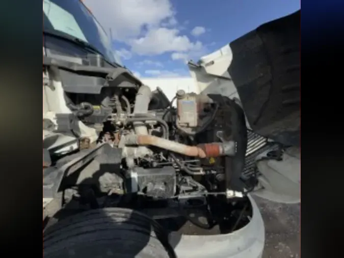 2019 NAVISTAR INTERNATIONAL RH613 DAYCAB T/A