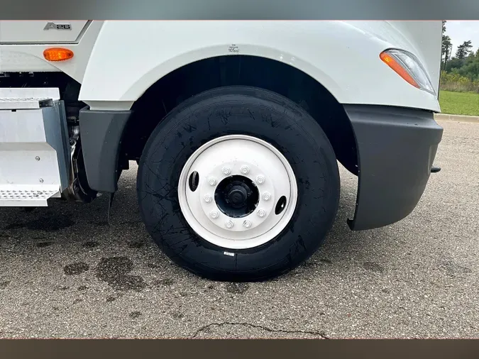 2019 INT LT625 6x4