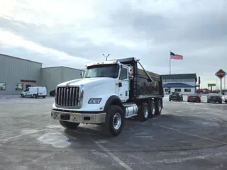 2019 International HX620