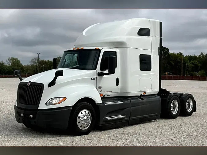 2021 INT LT625 6x4