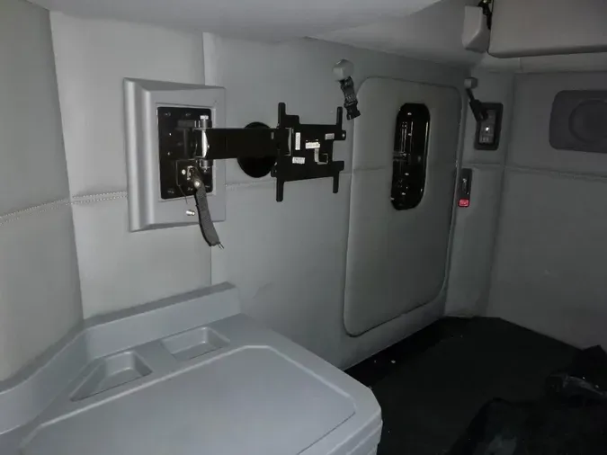 2021 Kenworth T680ba5f05d40a37e63b11e04e8b69b773ff