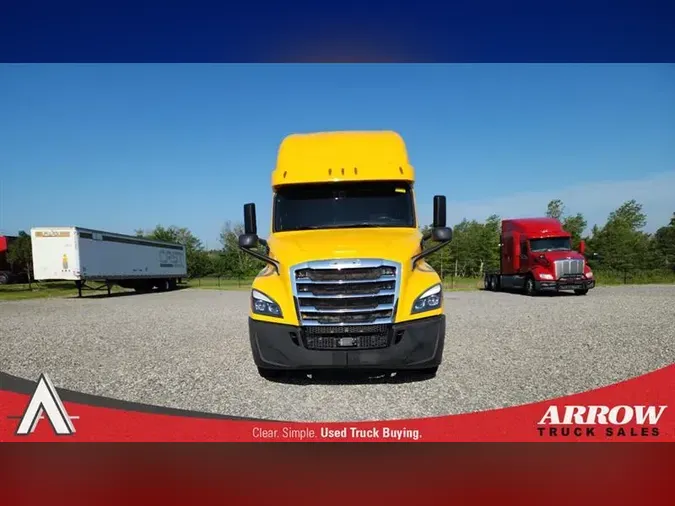 2020 FREIGHTLINER CA126