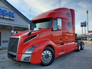 2020 VOLVO VNL64T760