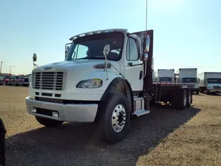 2018 FREIGHTLINER M2 106