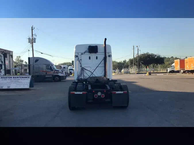 2022 Freightliner Cascadia 126ba68f698ee49807e255203da602534a8