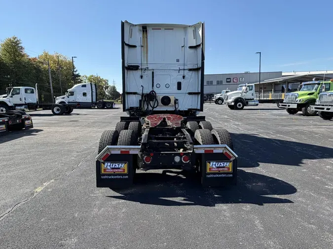 2022 International LT625