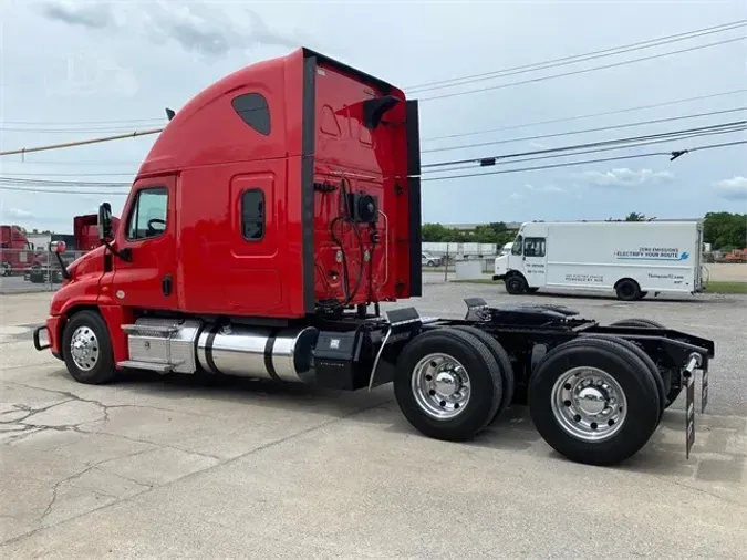 2018 FREIGHTLINER CASCADIA 125