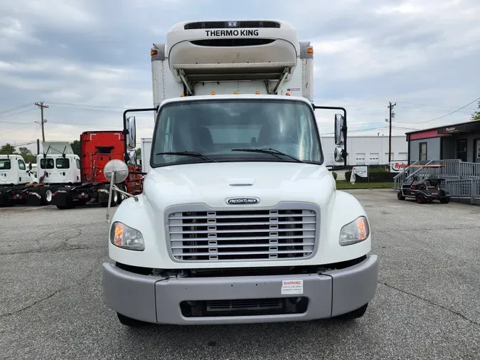 2015 FREIGHTLINER/MERCEDES M2 106