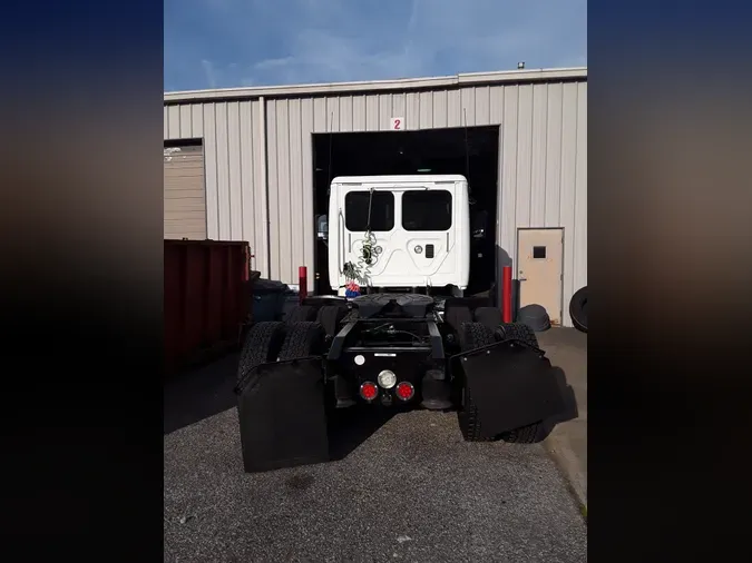 2016 FREIGHTLINER/MERCEDES CASCADIA 125