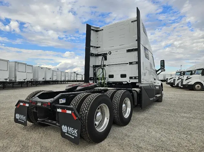2026 VOLVO VNL64T860ba7ba59dcd70189b17cf5316df3c05e7