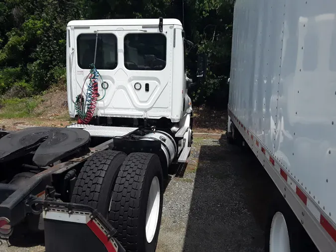 2018 FREIGHTLINER/MERCEDES CASCADIA 113