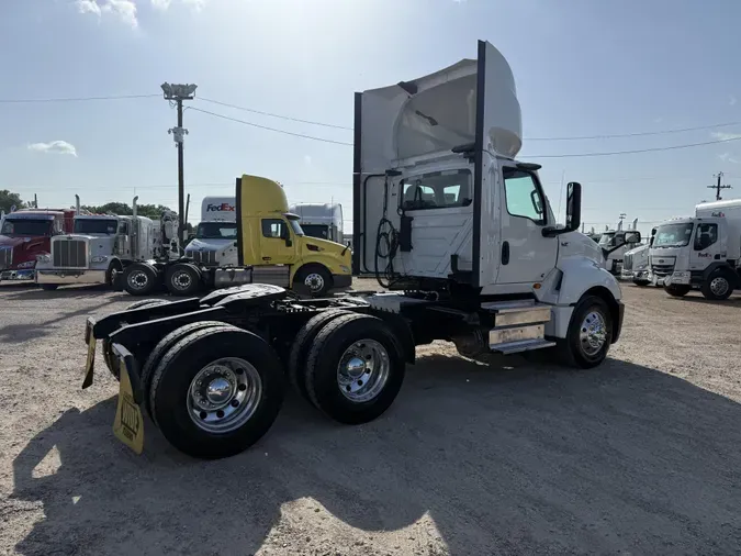 2020 International LT625