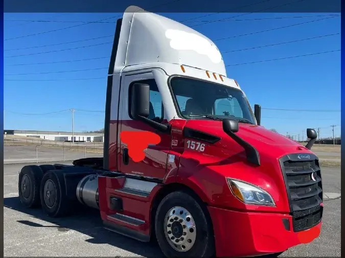 2023 FREIGHTLINER Cascadia 126ba82fbe216f7a31523304b8fdf218f1d