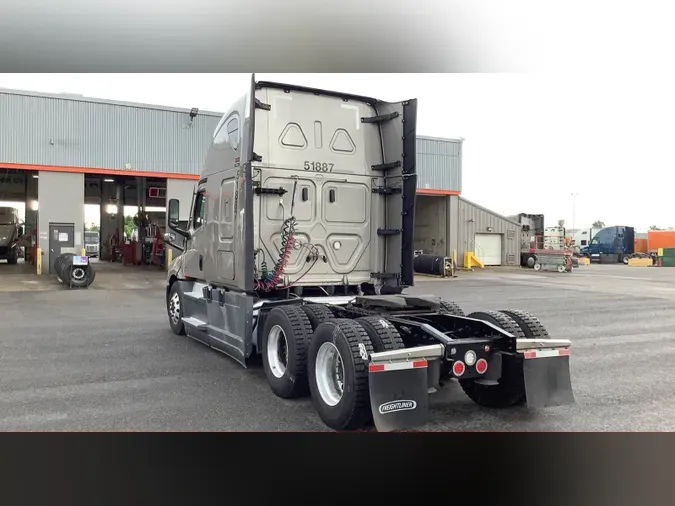 2021 Freightliner Cascadia