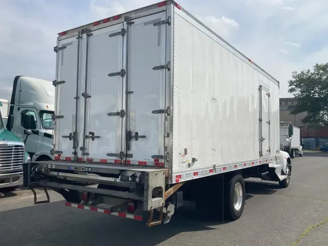 2018 KENWORTH TRUCKS T300