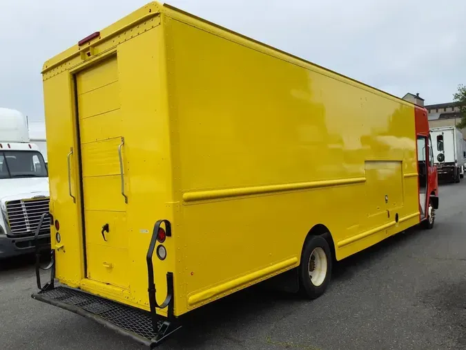 2016 FRTLR CUSTOM CHASSIS CORP MT55ba89dcc7cdcff5fb85719015dba43a30