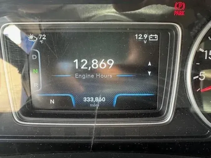 2022 International LT625