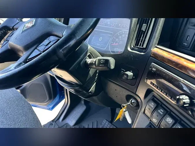 2020 INTERNATIONAL LT625
