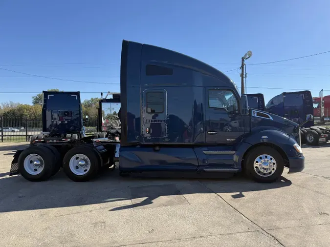 2022 Kenworth T680