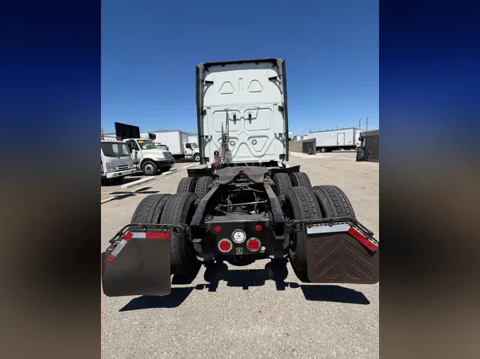 2022 FREIGHTLINER/MERCEDES NEW CASCADIA PX12664