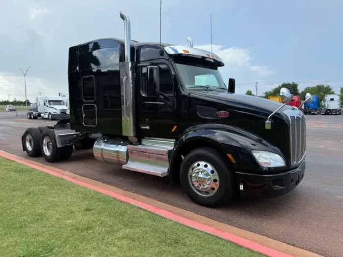 2019 PETERBILT 579