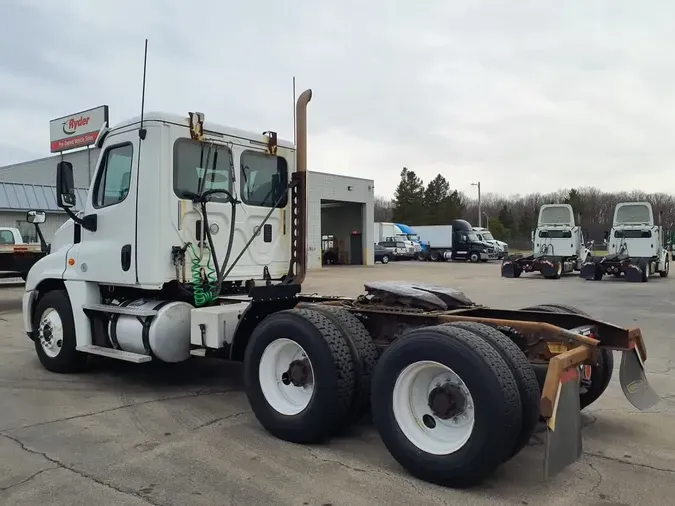 2017 FREIGHTLINER/MERCEDES CASCADIA