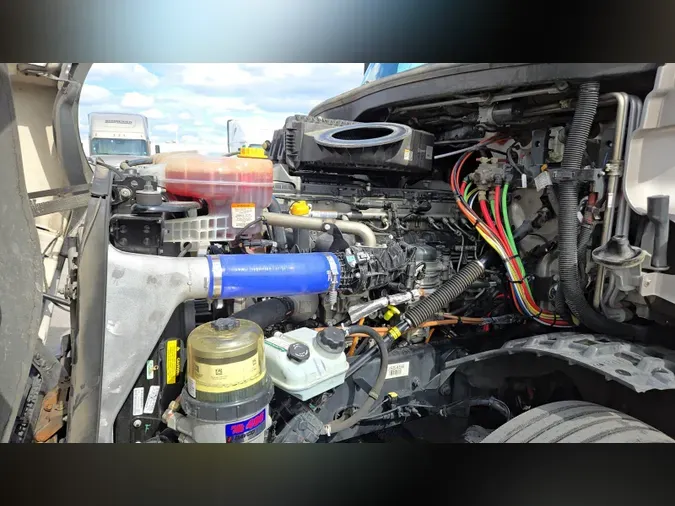 2024 Freightliner Cascadia 126ba97ef501bf7a4bdee2478455e4e8dc9