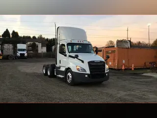 2019 Freightliner Cascadia