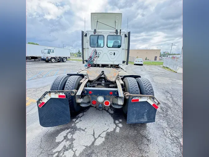 2018 FREIGHTLINER/MERCEDES CASCADIA 113