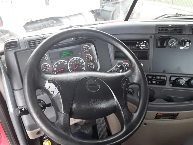 2018 FREIGHTLINER/MERCEDES CASCADIA 125