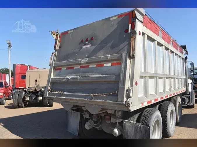 2013 INTERNATIONAL WORKSTAR 7600