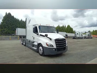 2023 Freightliner Cascadia 126
